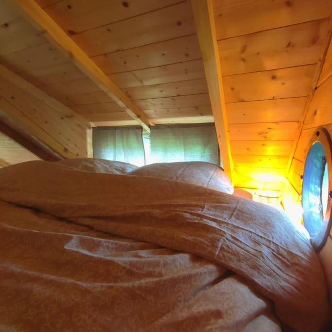 Nuit Insolite En Tiny House Questembert Eksteriør bilde